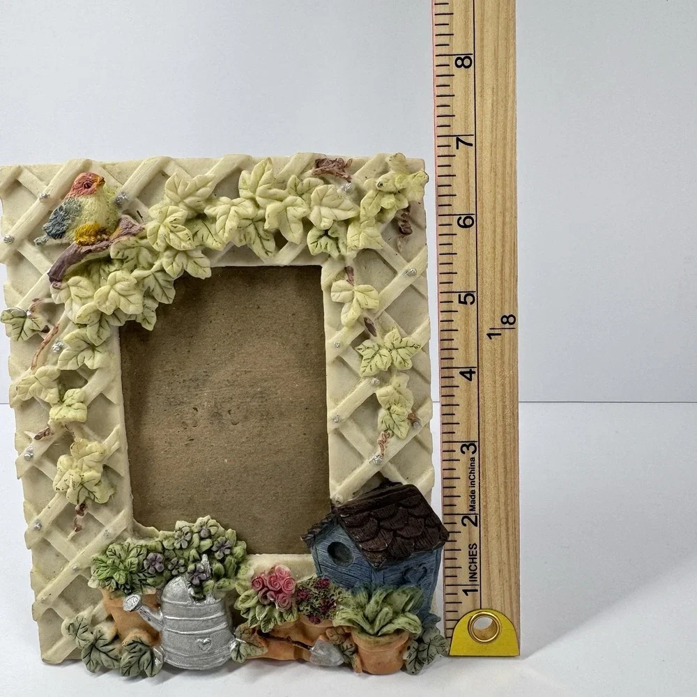 Jordan Mark Secret Garden Floral Birdhouse Resin Photo Frame Cottagecore Vintage